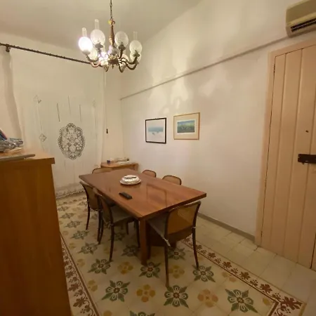 Casa Diroma *